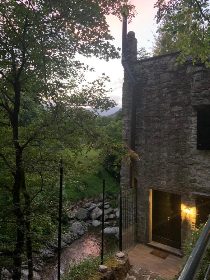 Il Mulino Di Valeria Hotel Canzo Buitenkant foto